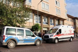 Yaşlı adam otel odasında ölü bulundu