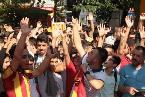 Yeni Malatyasporlu futbolculara büyük ilgi