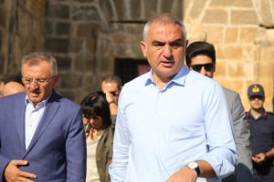 '52 milyon turist hedefimizi yakalayacağız'