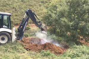 Bursa'da toprağa gömülü 6 bin ölü tavuk bulundu