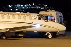 Ambulans uçak 76 yaşında hasta için havalandı