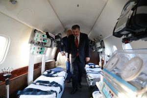 Bakan Koca, hava ambulanslarını denetledi