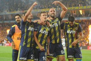 Fenerbahçe'de parmaklar Kruse'yi gösteriyor!