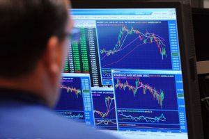 Küresel piyasalar sanayi verilerine odaklandı