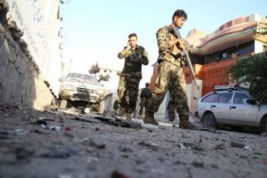 Afganistan'da saldırı: En az 35 sivil yaşamını yitirdi