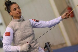 İrem Karamete'den bronz madalya