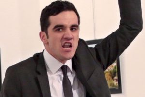 Karlov suikasti tetikçisinin 'abi'sini cezaevinde böyle susturdular!