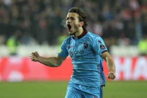Trabzonspor'da Abdülkadir Parmak'ın sözleşmesi uzatıldı