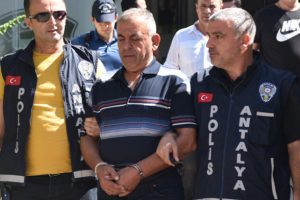 91 yaşındaki kadının başına çekiçle vurup gasp eden saldırgan yakalandı