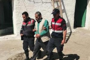Eşini 27 yerinden bıçaklayarak öldürdü! ''Vahiy geldi''