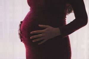 Sezaryen ile yapılan doğum bir sonraki gebelikleri riske atmaktadır