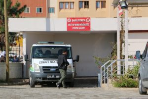 Elektrik akımına kapılan operatör, yaşama tutunamadı