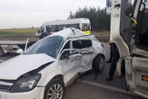 Bursa'da kırmızı ışıkta otomobili biçti: ''Durmam imkansızdı''