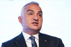'Otel sahiplerinin başvurularını cuma günü alacağız'