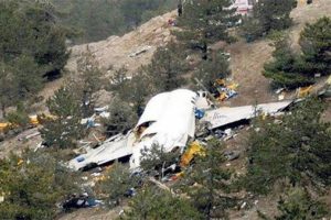 ''Uçağın sistemleri uydudan bozuldu''