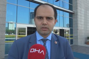 Sınıfta kalan 7 öğrenci okulu mahkemeye verdi