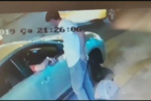 Turistleri dolandıran sahte polisler yakalandı