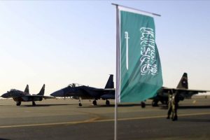 Suudi Arabistan'da kadınlar orduda görev alabilecek