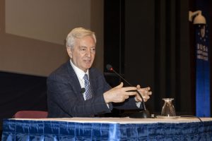 Bursa'da Ayvazoğlu'ndan yazarlığın püf noktaları