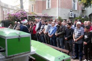 Feci kazada can veren Bursalı anne ve oğlu toprağa verildi