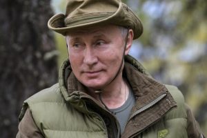Putin doğum gününde maaşına zam yaptı