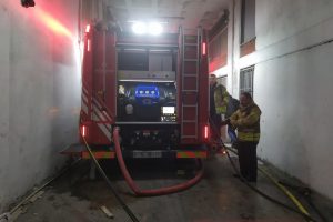 Başakşehir AYKOSAN'da iş yerinde korkutan yangın