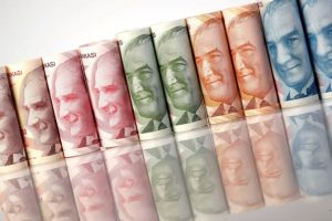 Hazine nakit dengesi açık verdi
