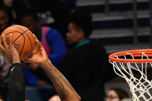 Zion Williamson'ın NBA macerası başladı
