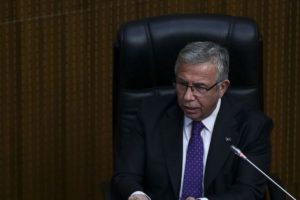 Mansur Yavaş: 10 bin lira maaş alan çaycı var