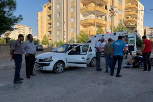 Adıyaman'da motosiklet ile otomobil çarpıştı