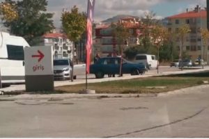 Cezaevinden izinli çıktı, uyuşturucu satarken yakalandı
