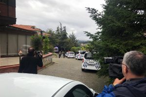 Lüks sitede silah sesleri: 1 yaralı