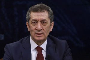 Milli Eğitim Bakanı Selçuk: Yola çıkan her çocuğun rehberi olmak görevimiz