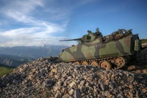 Irak-Suriye tezkeresi Meclis'te kabul edildi
