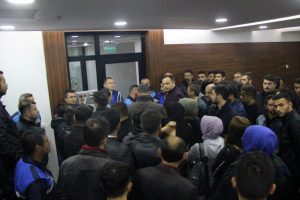 Bolu'da, ülkücülerden CHP'li meclis üyesine protesto