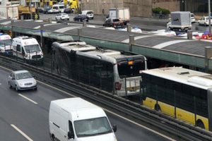 İETT yönetimi, metrobüs kazaları için harekete geçti
