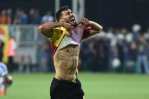 Göztepe'de Deniz formayı unuttu