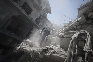 Rejimin İdlib'e saldırısında iki sivil hayatını kaybetti