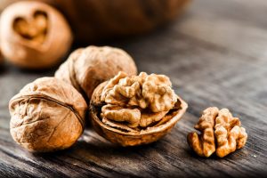 Alzheimer'a karşı ceviz yiyin!