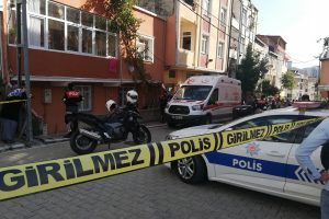 İstanbul'da feci olay: Yaşlı kadın boğazı kesilmiş halde bulundu