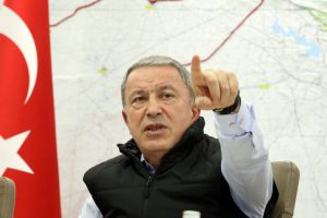 Bakan Akar ve komutanlar Barış Pınarı Harekatı'nı sevk ve idare ediyor