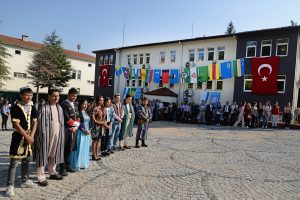 Türk dünyası ezgileri Bursa Uludağ Üniversitesi'nde yankılandı