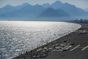 Antalya'da ekimde deniz keyfi