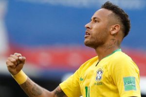 Brezilya Milli Takımında 'dalya' diyen en genç oyuncu Neymar oldu