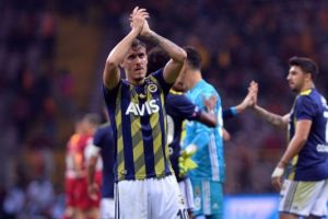 Kruse idmanda kendisine geldi