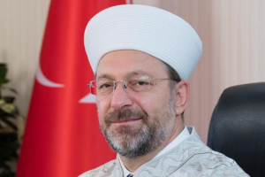Diyanet İşleri Başkanı Erbaş'tan Mehmetçik için 'zafer' duası