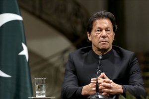 Pakistan Başbakanı Han'dan uluslararası medyaya Keşmir tepkisi