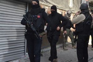 İstanbul'da PKK'nın gençlik yapılanmasına operasyon