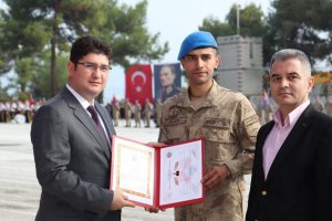 Kırkağaç'ta uzman çavuşların mezuniyet coşkusu