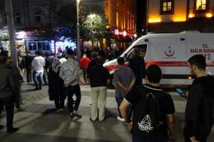 Eski eşini çalıştığı işyerinde silahla yaraladı